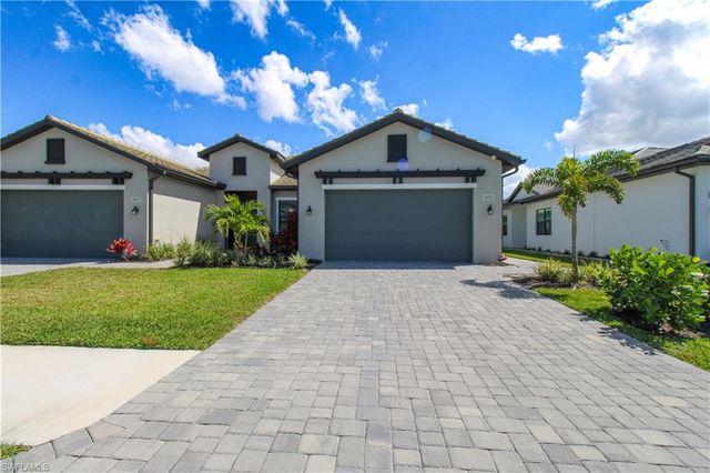 14723 Kingfisher LOOP, Naples, FL 34120