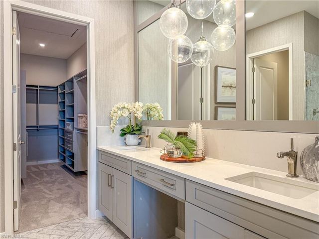 14723 Kingfisher LOOP, Naples, FL 34120