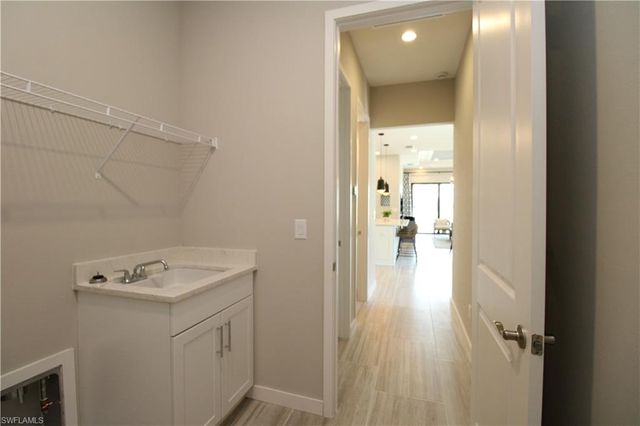 14723 Kingfisher LOOP, Naples, FL 34120