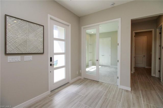 14723 Kingfisher LOOP, Naples, FL 34120