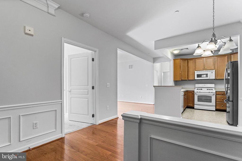 124 CREEKSIDE DR #8, BROOKHAVEN, PA 19015 — photo 3