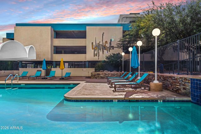 207 W Clarendon Avenue A12, Phoenix, AZ 85013