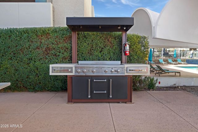 207 W Clarendon Avenue A12, Phoenix, AZ 85013