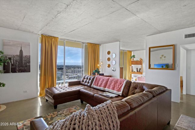 207 W Clarendon Avenue A12, Phoenix, AZ 85013