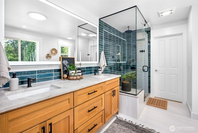 2029 142nd Place SW, Lynnwood, WA 98087