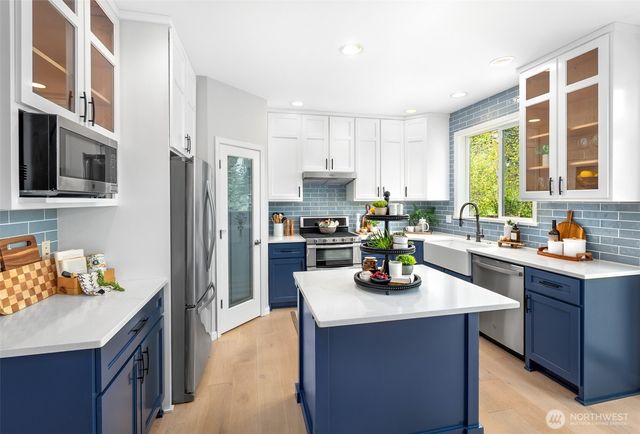 2029 142nd Place SW, Lynnwood, WA 98087