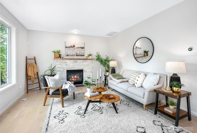 2029 142nd Place SW, Lynnwood, WA 98087