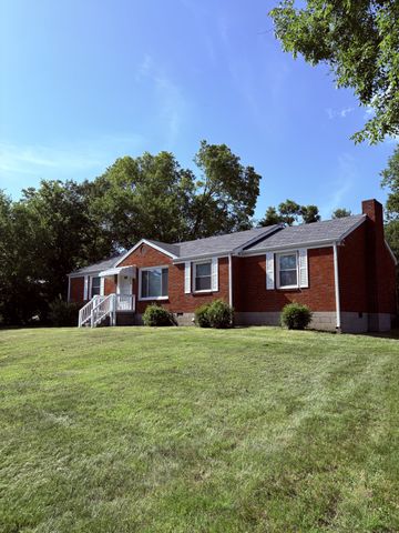 235 Madison Blvd, Madison, TN 37115