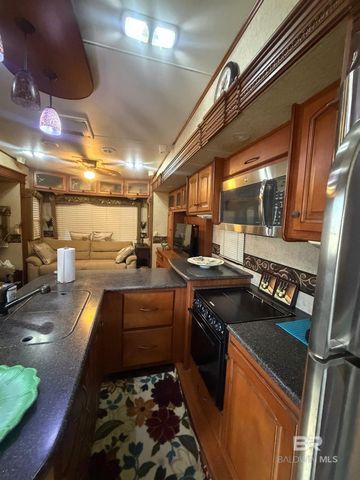 368 Buena Vista Drive, Lillian, AL 36549