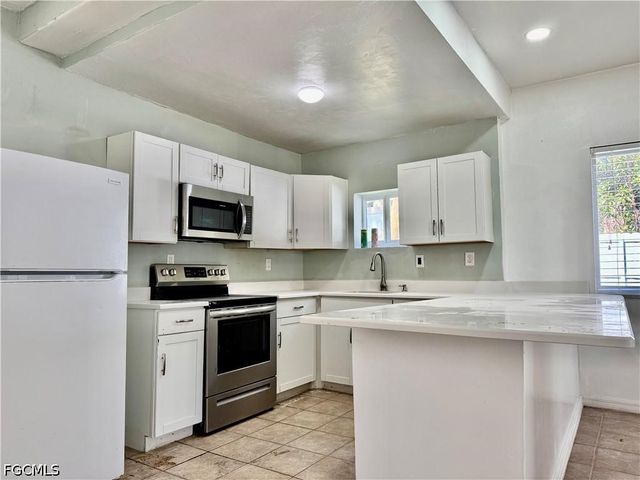 7123 Shannon BLVD, Fort Myers, FL 33908