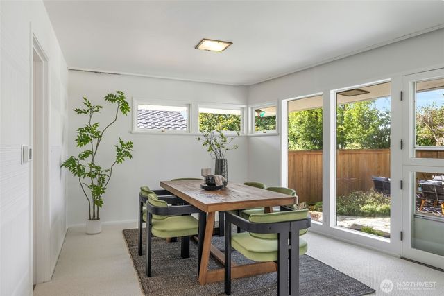 3515 NE 42nd Street, Seattle, WA 98105