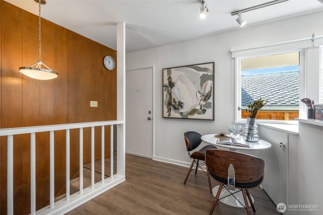 3515 NE 42nd Street, Seattle, WA 98105