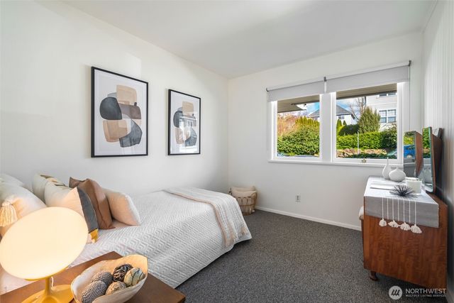 3515 NE 42nd Street, Seattle, WA 98105