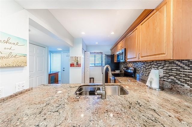 832 BIRD BAY WAY 113, Venice, FL 34285