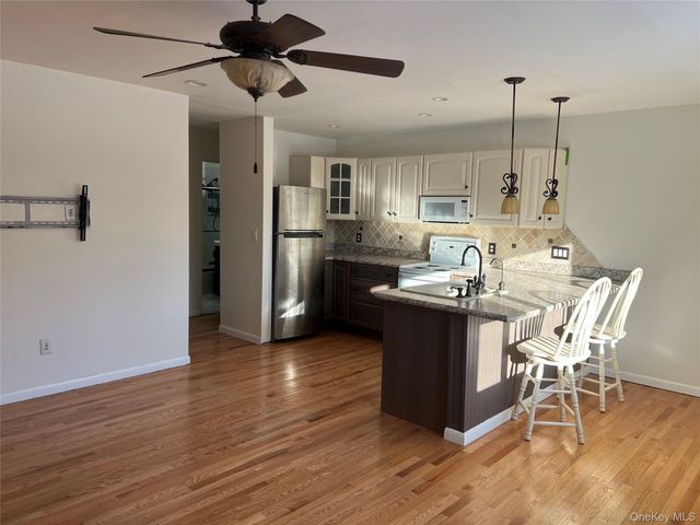 76 Manor Drive 76, Cornwall, NY 12518