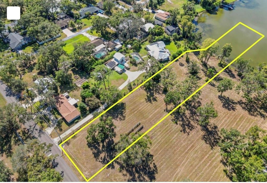 13414 N LINCOLN AVENUE, Tampa, FL 33618