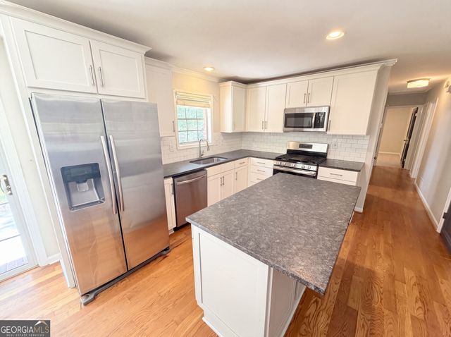 4134 Fawn Lane SE, Smyrna, GA 30082