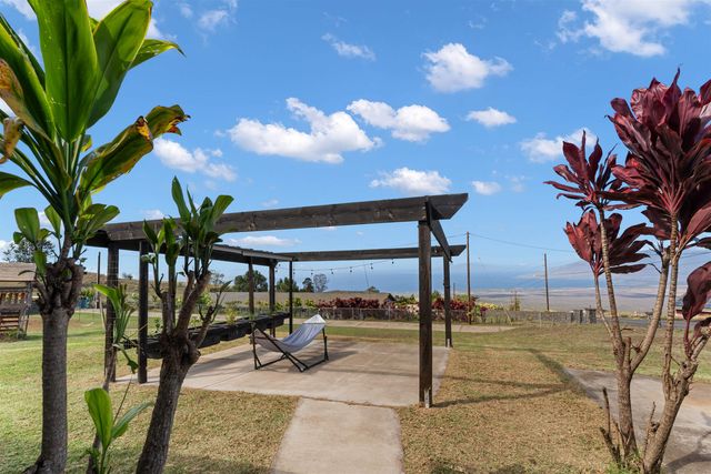 79 Lauie Dr, Kula, HI 96790