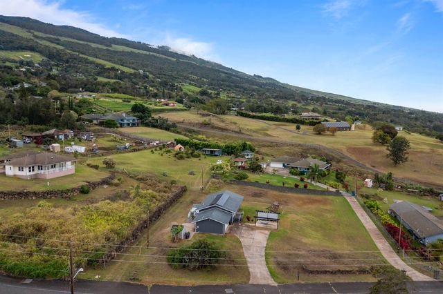 79 Lauie Dr, Kula, HI 96790