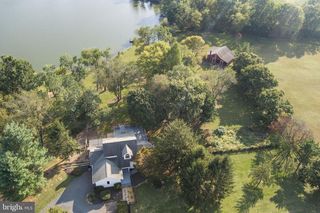 38045 DAWSON GAP LN, Hillsboro, VA 20132