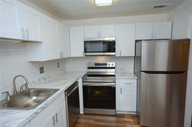 397 Deputy Ln Unit A, Newport News, VA 23608