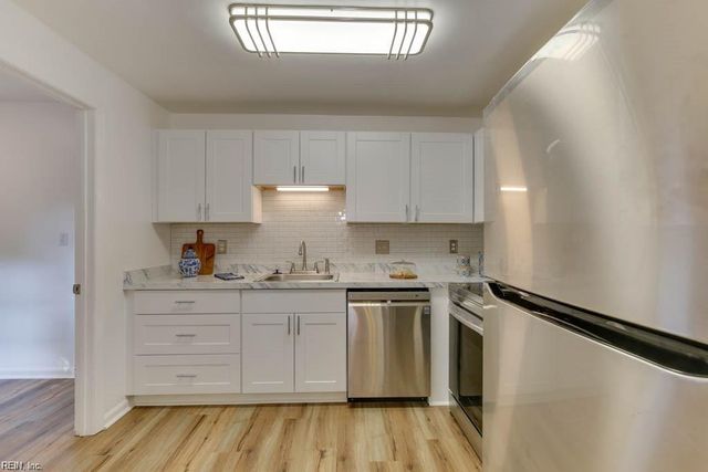 397 Deputy Ln Unit A, Newport News, VA 23608