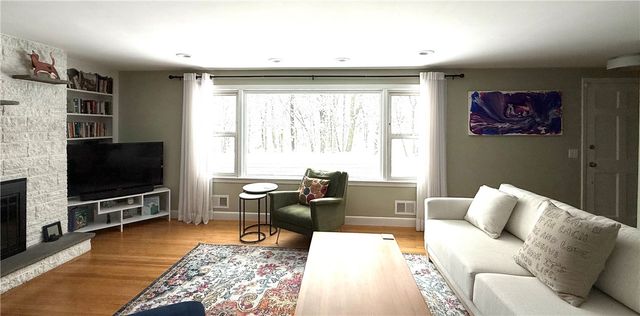 38 Baldino Drive, Cranston, RI 02920