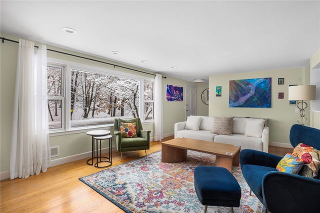 38 Baldino Drive, Cranston, RI 02920