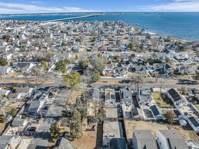 204 Fischer Boulevard, Toms River, NJ 08753