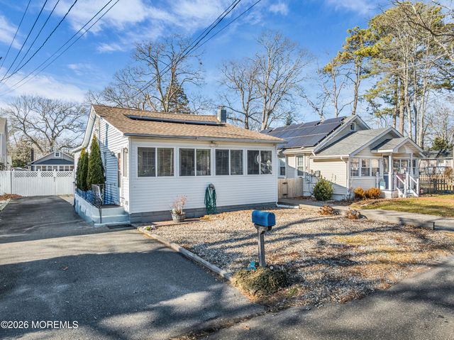 204 Fischer Boulevard, Toms River, NJ 08753