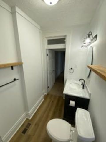 472 Reynolds Avenue, Columbus, OH 43201