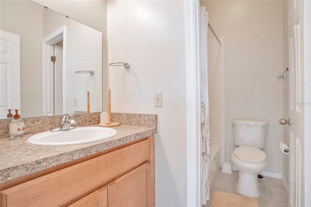 Image 25 of property listing at 8110 SANDPOINT BOULEVARD, Orlando, FL 32819