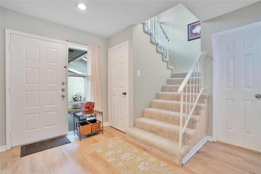 Image 6 of property listing at 8110 SANDPOINT BOULEVARD, Orlando, FL 32819