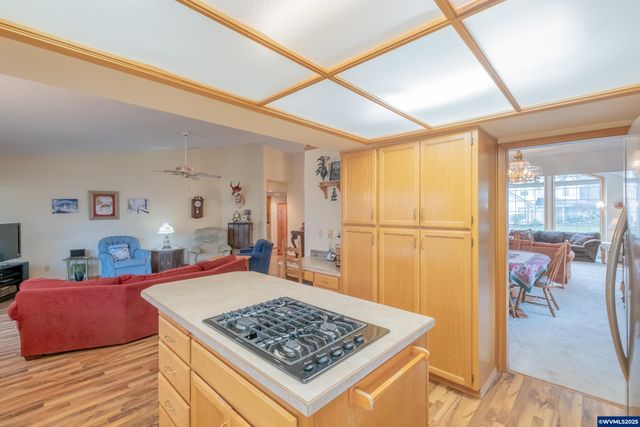 1255 NE Laurelridge St, Keizer, OR 97303