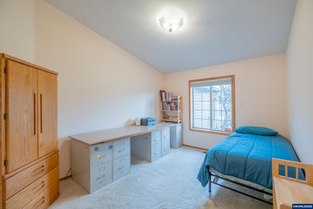 1255 NE Laurelridge St, Keizer, OR 97303