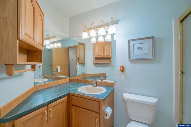 1255 NE Laurelridge St, Keizer, OR 97303