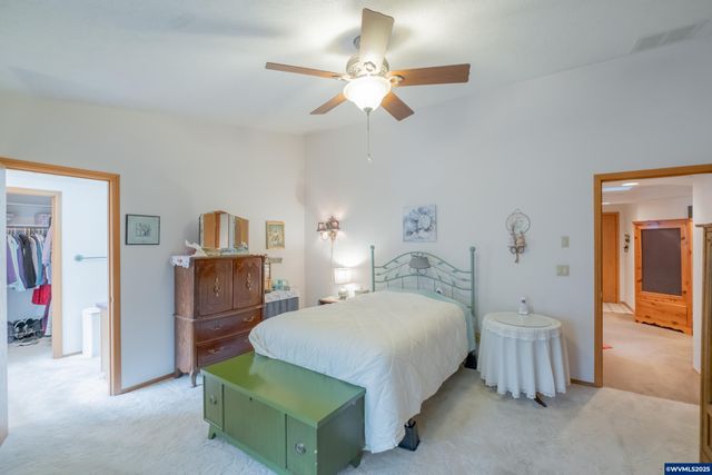 1255 NE Laurelridge St, Keizer, OR 97303