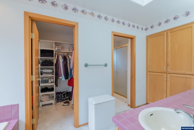 1255 NE Laurelridge St, Keizer, OR 97303