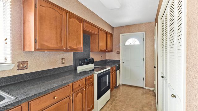 7859 Green Lawn Drive 7859, Houston, TX 77088