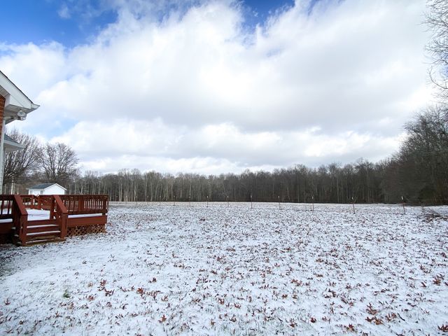 215 Falcon Dr, Manchester, TN 37355