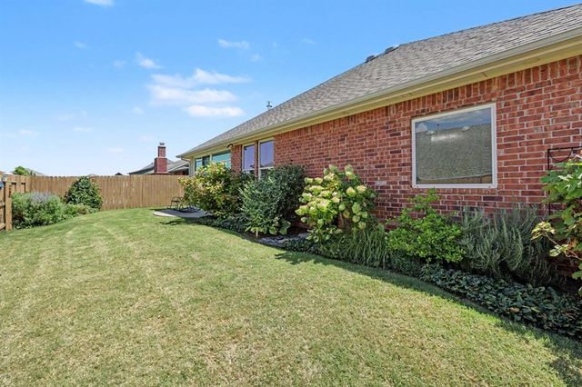 8421 NW 134th Street, Oklahoma City, OK 73142
