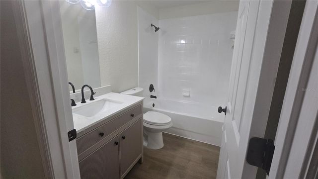 7325 HOLLY STREET, Mount Dora, FL 32757