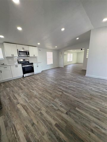 2359 Road 5731, Cleveland, TX 77327