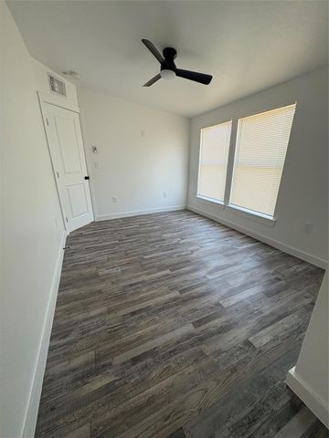 2359 Road 5731, Cleveland, TX 77327