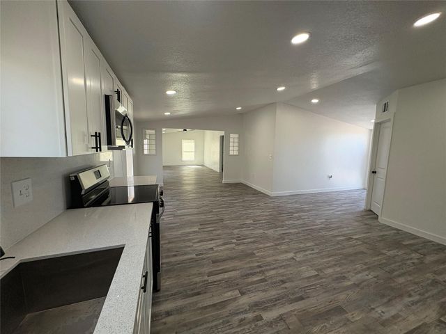 2359 Road 5731, Cleveland, TX 77327