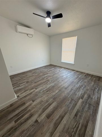2359 Road 5731, Cleveland, TX 77327