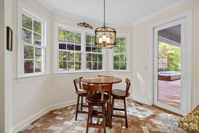 9 Whispering Meadows Drive, Fairview, NC 28730