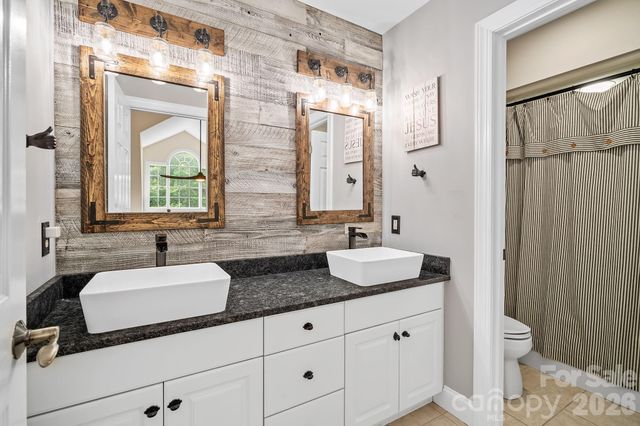 9 Whispering Meadows Drive, Fairview, NC 28730