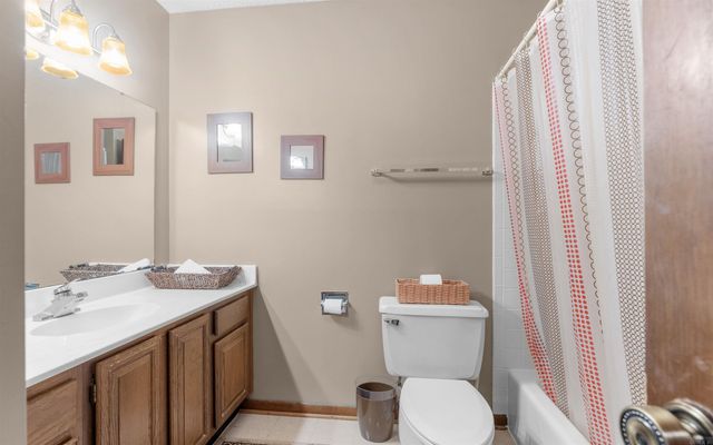 5 Torre Del Mar Way, Hot Springs Village, AR 71909