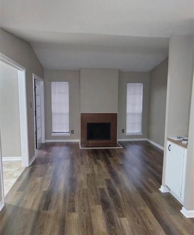10912 Gulf Freeway 22, Houston, TX 77034